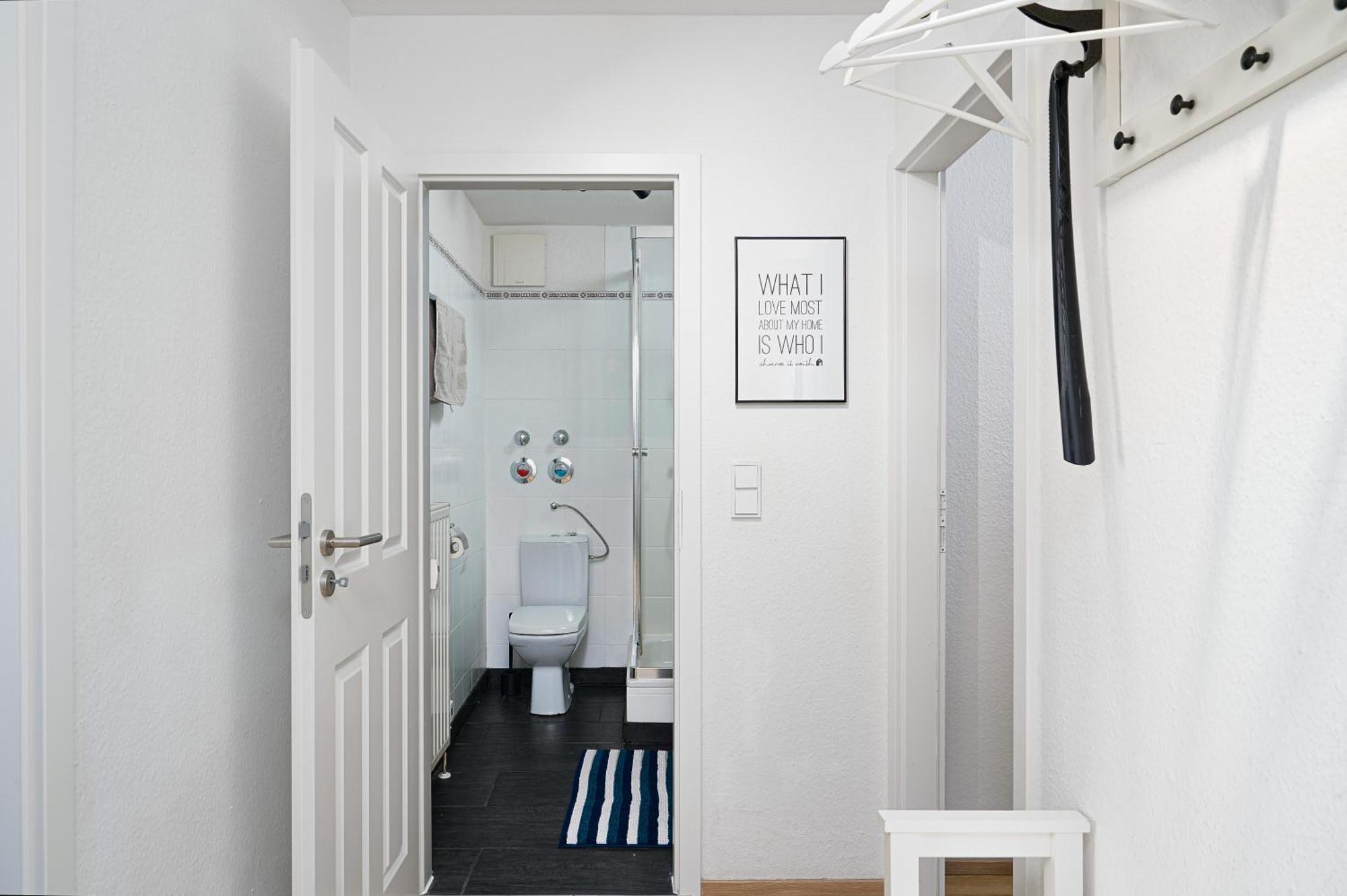 Apartment Gemuetliche Und Zentrale Dachwohnung Mit Parkplatz Und Netflix *